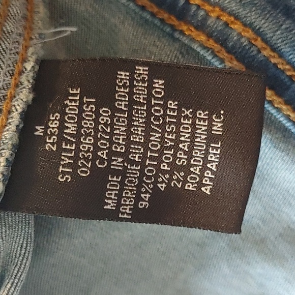 NWT Suko Jeans Cropped Jean Jacket Hand Painted Medium - Picture 8 of 16